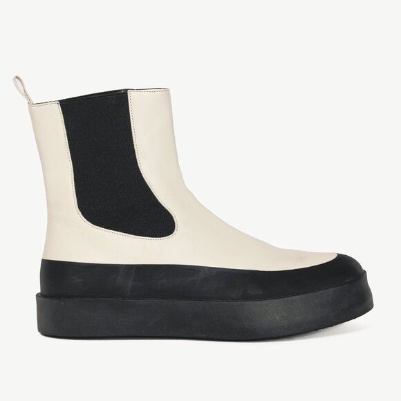 NEOUS Zaniah Cream & Black Platform Chelsea Boots - Picture 1 of 9